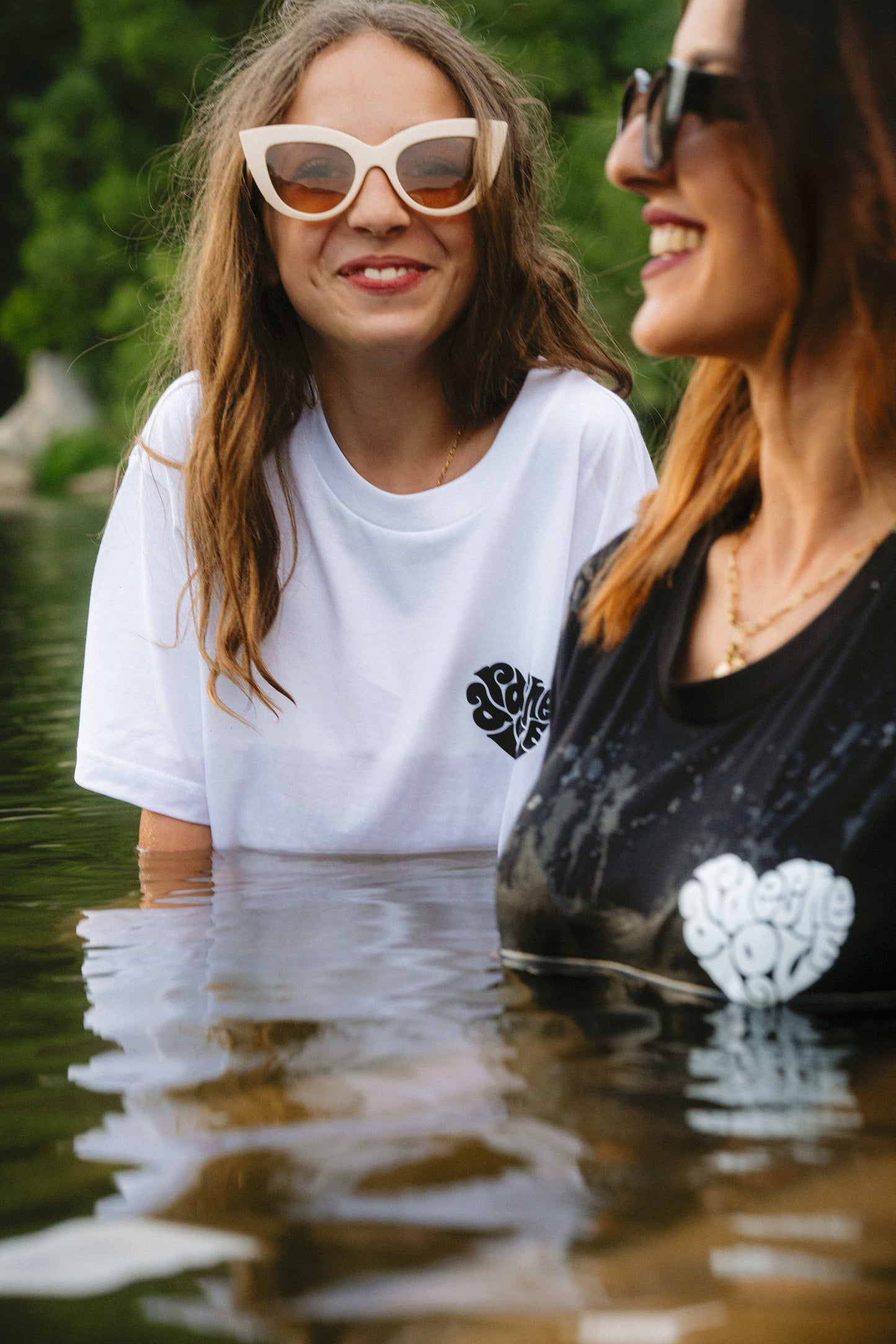 LE T-SHIRT UNISEXE AMPLE_MODELE COEUR