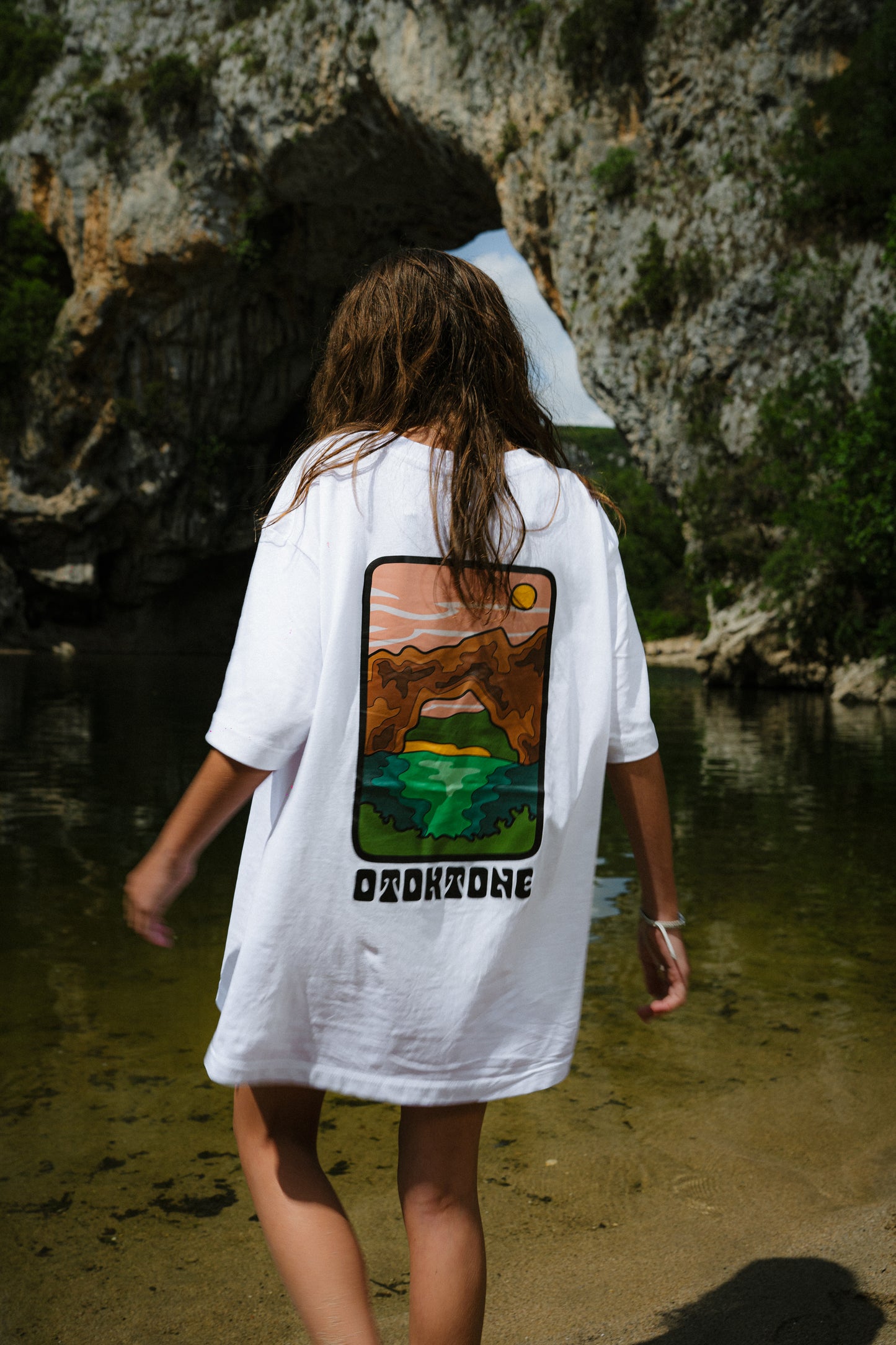 LE T-SHIRT UNISEXE AMPLE_MODELE PONT OFFICIEL